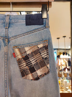 Cargar imagen en el visor de la galería, Jean Levi's Ribcage - Venitz